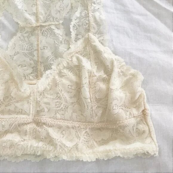 Ivory Lace Bralette M - Picture 5 of 7